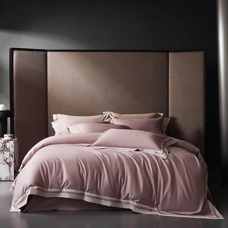 Luxury 160s Thread Count High-Density Four-Piece Australian Cotton Set with Wide Edge Duvet Cover.
