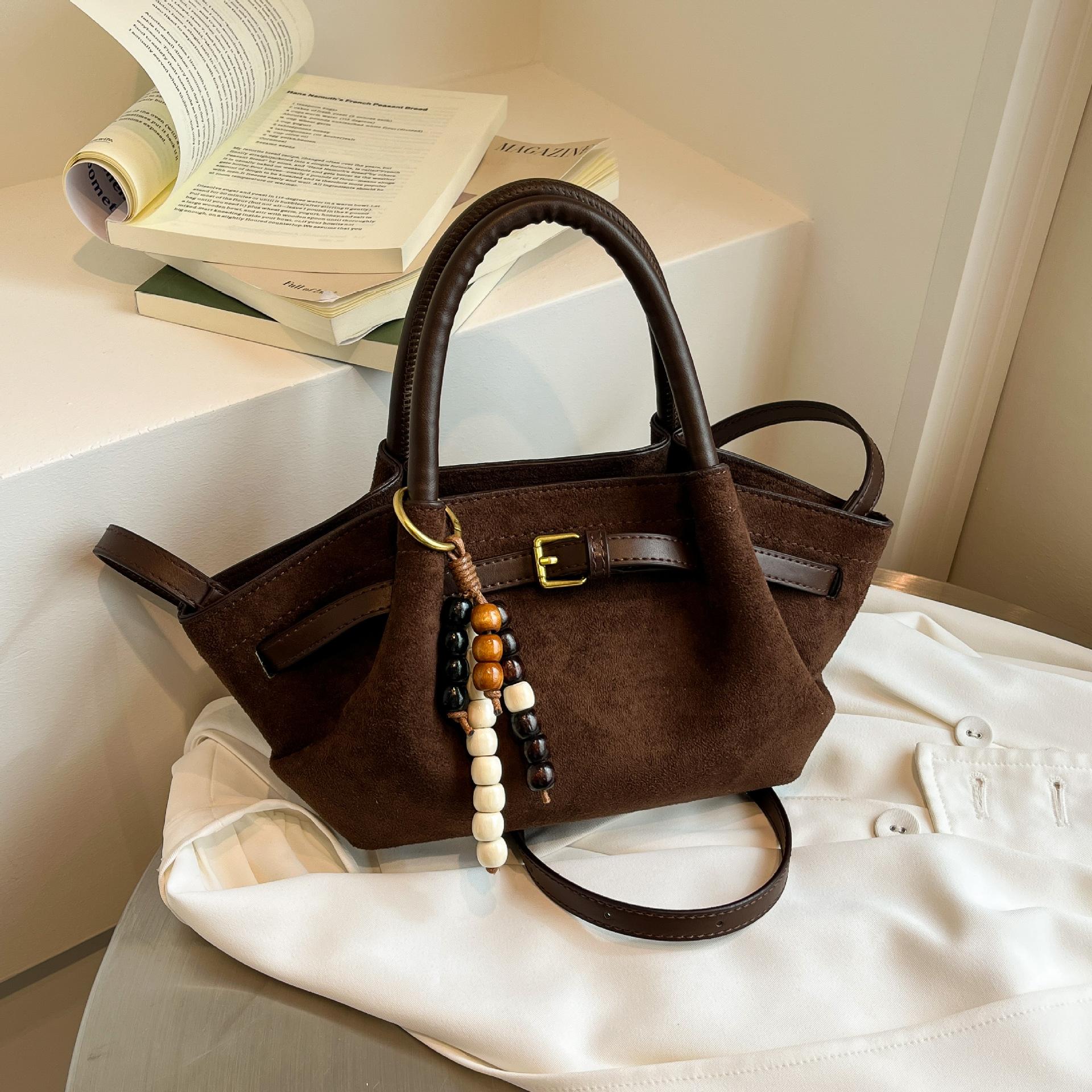 

Hot selling autumn and winter new women s zipper suede leopard print bag, single shoulder solid color PU tote bag кофейный