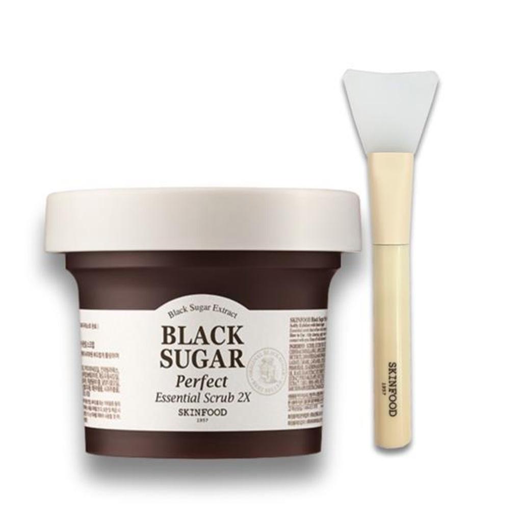 

Skinfood Black Sugar Perfect Essential Scrub 2X 210г + 1 силиконовая кисть для умывания