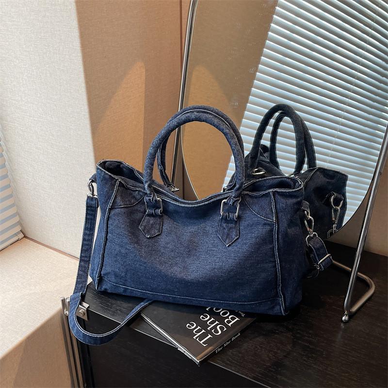 Vintage Denim Tote Bag For Women With Large Capacity And Crossbody Style For Daily Use