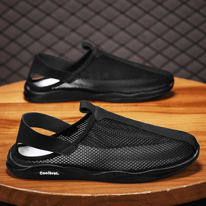Summer Hollow Men's Sandals Light Comfortable Slip-on Beach Shoes Outdoor Soft-soled Breathable Casual Shoes Sandalias De Hombre