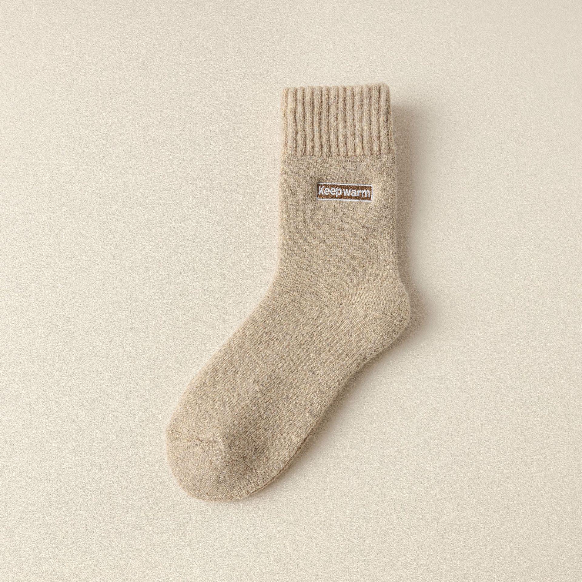 

Женские осенне-зимние толстые шерстяные носки — теплые, вышитые, средней длины, махровые, с бархатом для холодной погоды. One Size хаки