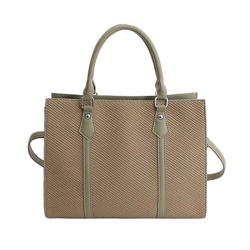 

Fashion handbag New casual versatile messenger bag Large capacity commuter women s shoulder bag зелений