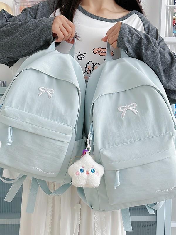 Jugendlicher Nylon-Schulrucksack mit Stoff für Mädchen auf dem Campus