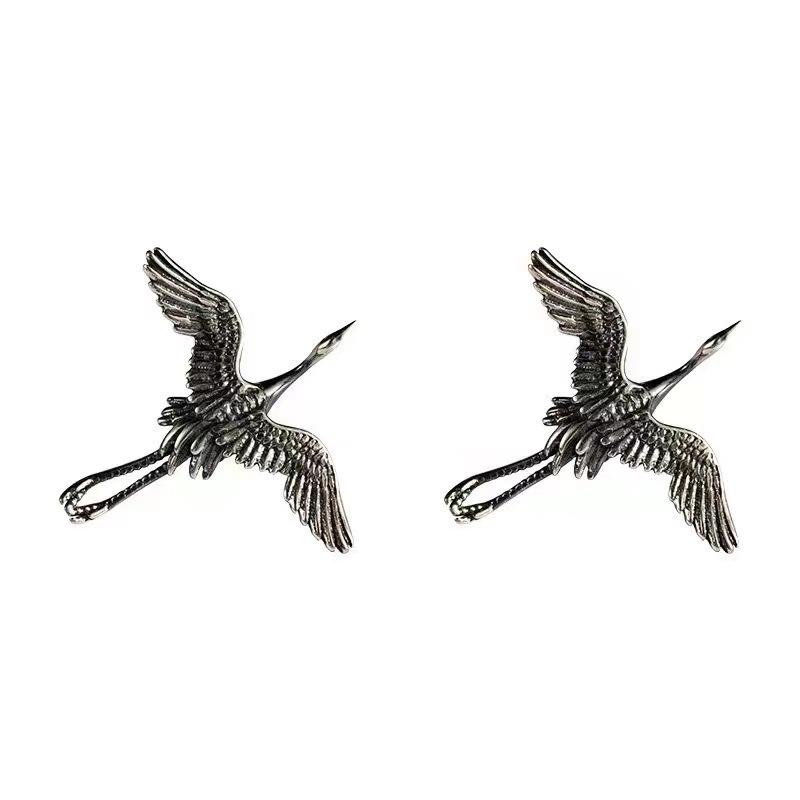 

Yunzhiyu Yu Shuxin Yunwei shirt with the same earrings, national style, crane stud earrings, niche design sense of old earrings