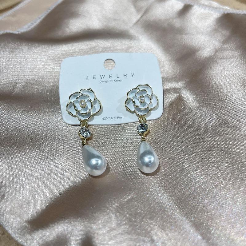 Elegant Long Pearl Earrings Women's Tea Flower Super Fairy Tale Style Jewelry Accessories Perfect Gift