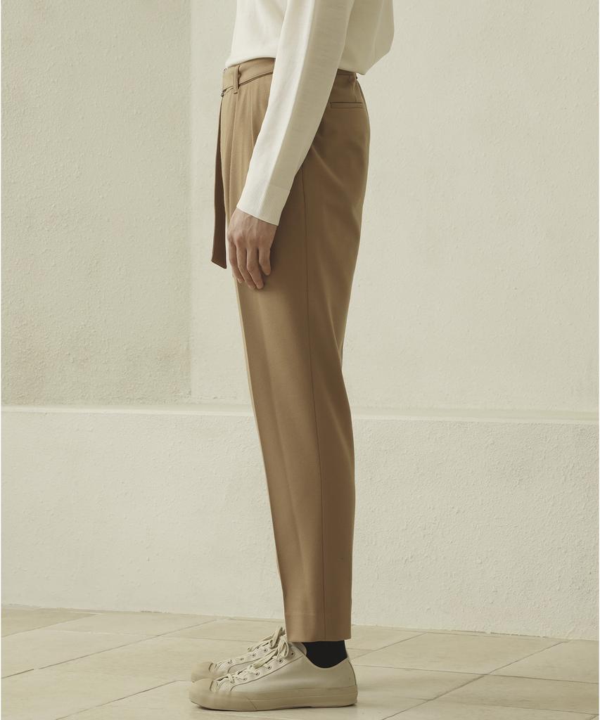 FILLCHIC Belted Double-Pleated Pants (Beige)