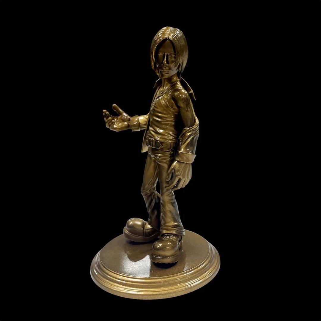 

[USED] Kyosuke Himuro Figure (Bronze Color) - Calendar Bonus Item