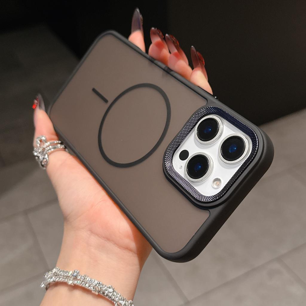 Applicable To Iphone16 Matte Skin-feeling Mobile Phone Case Magnetic 14/13 Apple 15 Promax Protective Case for Men and Women