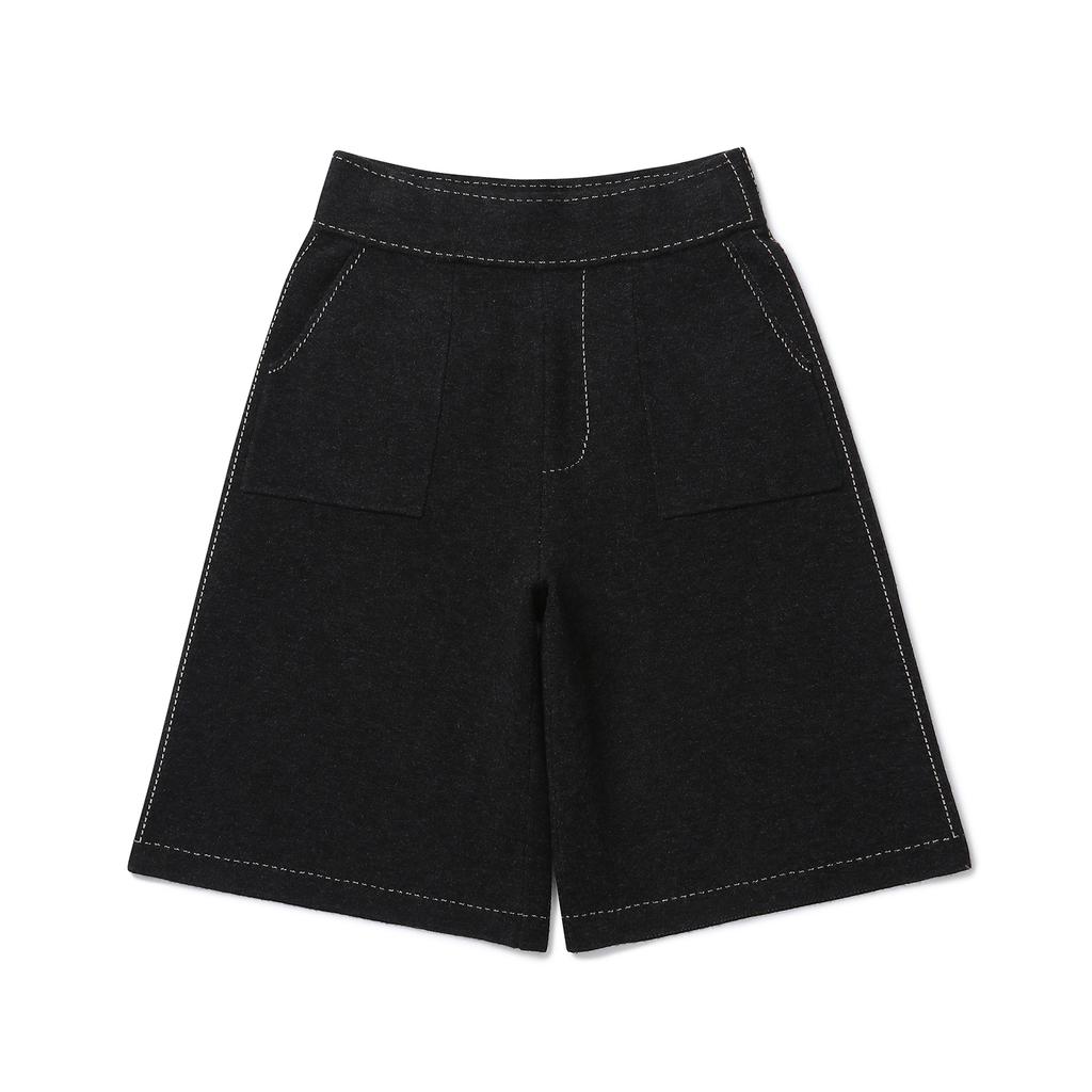 ENNITTUDE Denim-Like Knit Bermuda Pants [Charcoal]