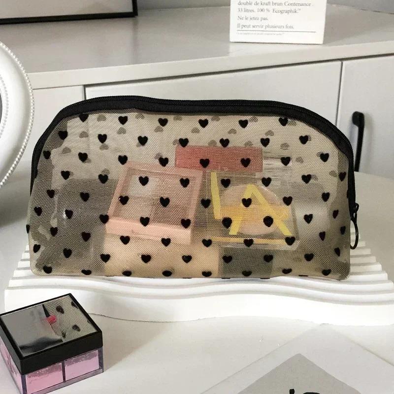 1Pcs Hot Mini Transparent Heart Makeup Bag Women Portable Lipsticks Cosmetic Storage Pouch Black Clear Cute Small Make Up Bag