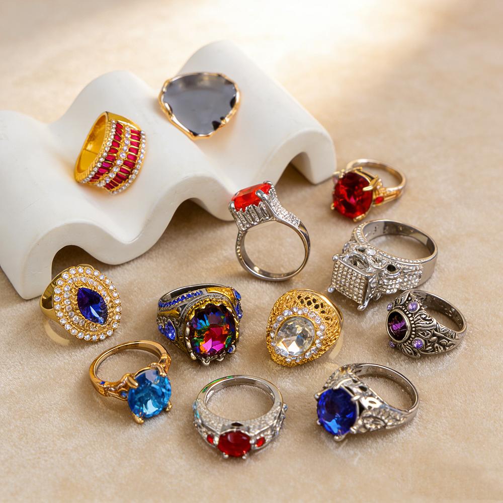 10/20/30/50Pcs/Lot Boho Fashion Luxury Colorful Rhinestone Rings Men Women Blingbling Jewelry Party Banquet Mixed Jewelry Gifts