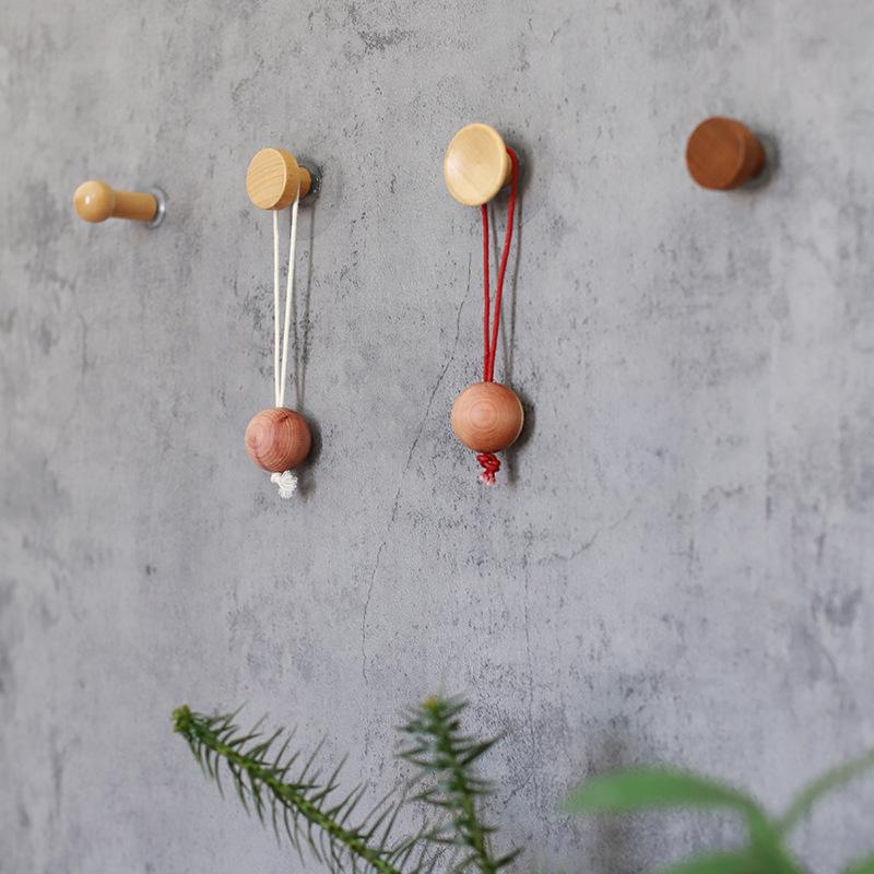 Cedar Wood Moth-Proof & Deodorizing Balls for Shoes & Wardrobe