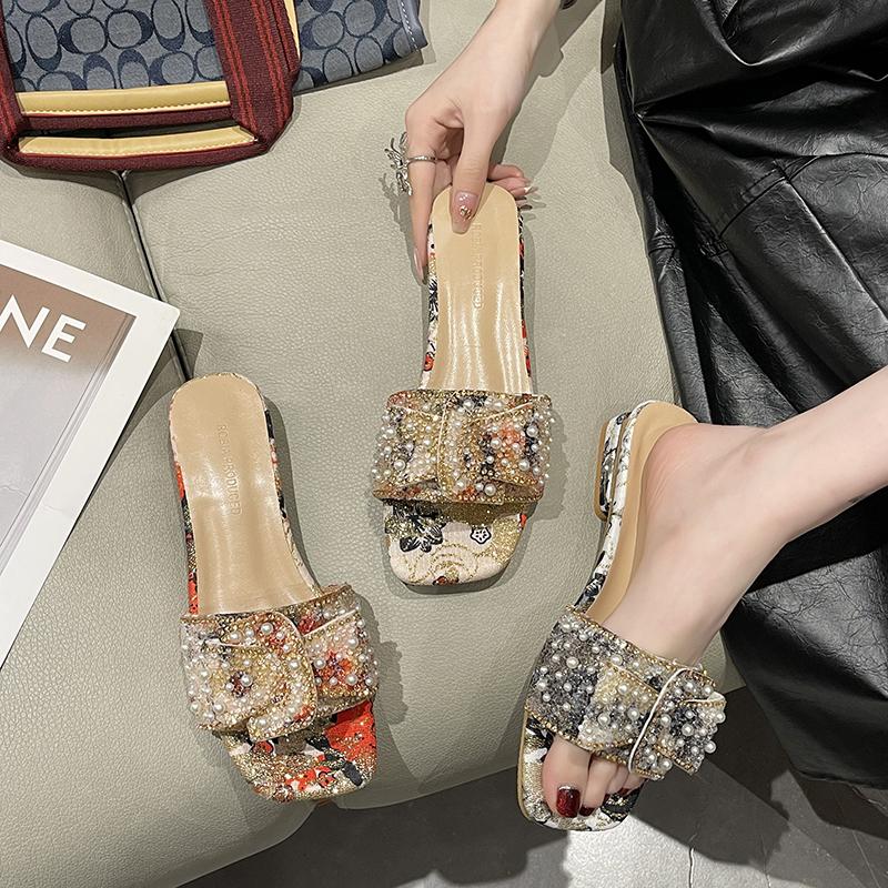 Women Shoes Slippers for Women New Style Luxury Pearl Rhinestone Chunky Heel Slippers Summer Womens Shoes Butterfly-knot Sandals