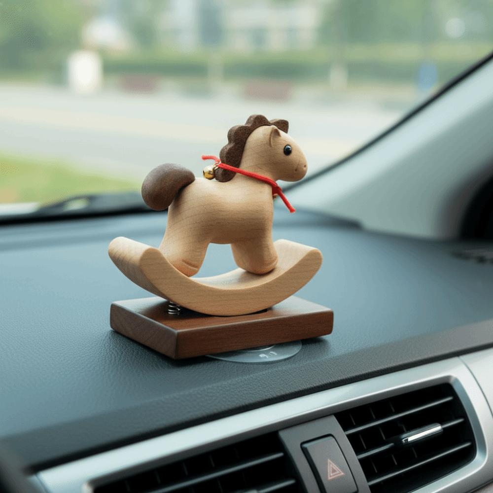 Materiale Legno Cavallo a Dondolo in Legno Design Intagliato Stile Vintage Arte dell'Equilibrio Ornamento Dimensione Miniatura Design Nordico