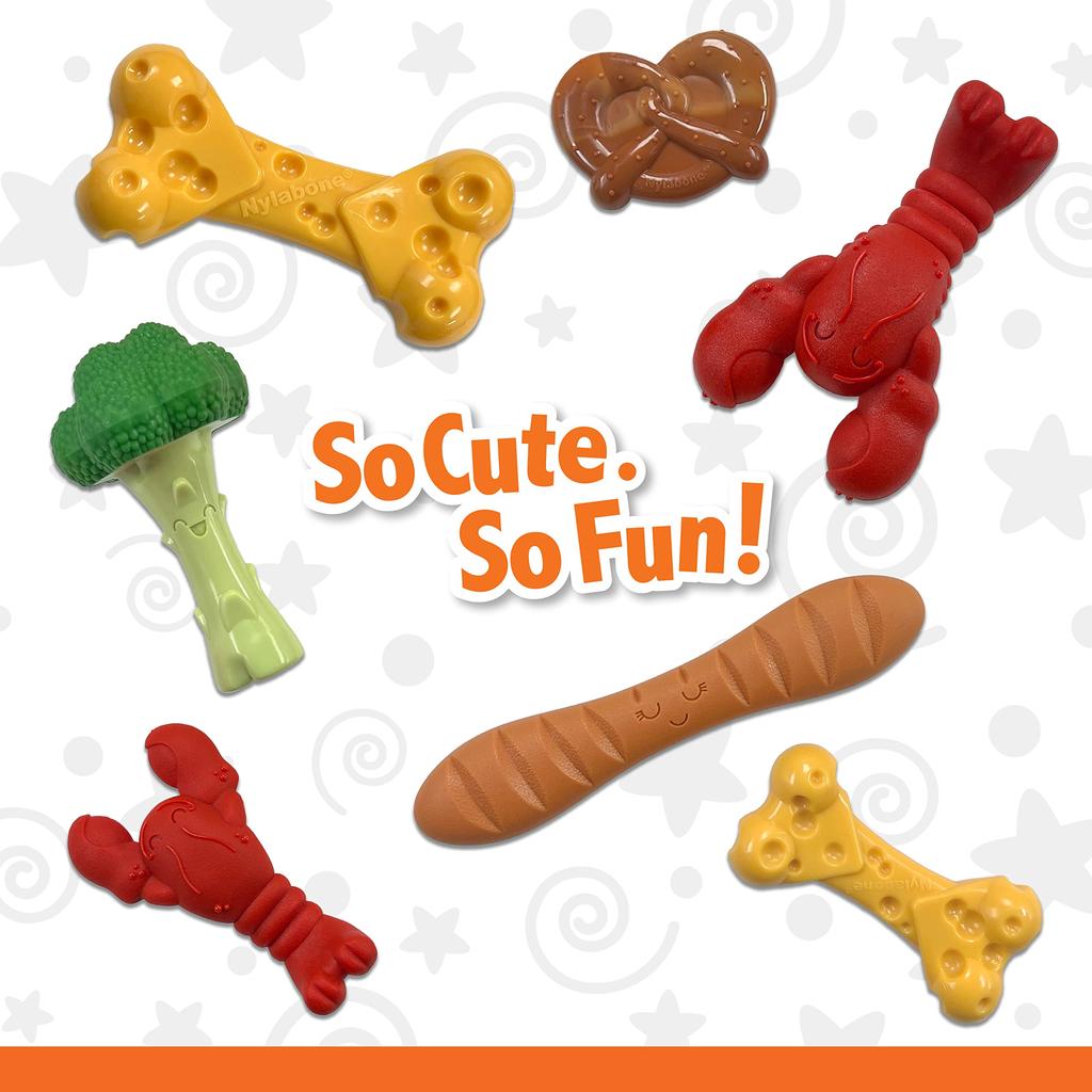 Nylabone Lobster Dog Toy Power Chew Cute Dog Toy for Aggressive Chewing Fun Filet Mignon Flavor – – Twist! (Small/Regular) (1 Count)