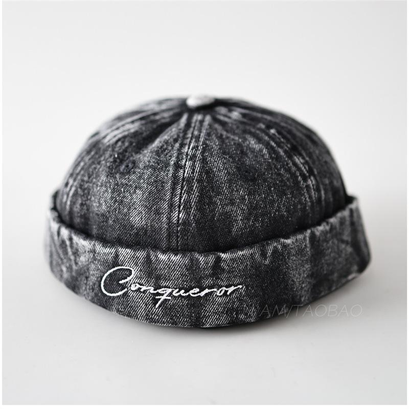 Berretto senza visiera in denim lavato effetto retrò, unisex, con ricamo lettera 'Conqueror', per feste casual, viaggi, abbigliamento quotidiano
