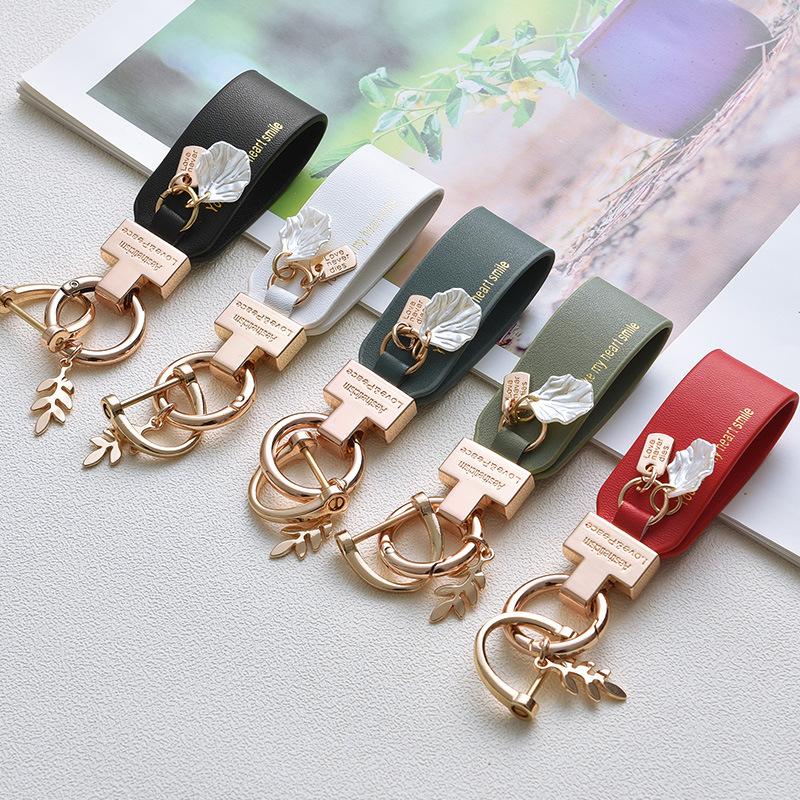 Auto Key Fob Chain Luxury Genuine Genuine Leather Key Ring Pure Color Buckle Auto Key Fob Ring Auto Auto Accessories Gift Auto Key Ring Auto Key