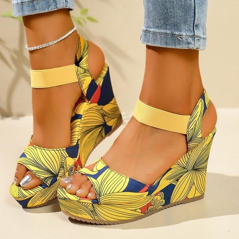 Lyxdesign Högklackade Sandaler Damers Fascination Sommarsandaler Damers Kiltofflor Billiga Platå Gula Skor