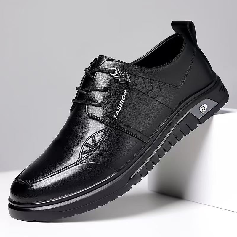 Popular Men's Shoes Casual Leather Shoes Trendy Fashion Comfortable Versatile Business Height Increase Men One Pedal