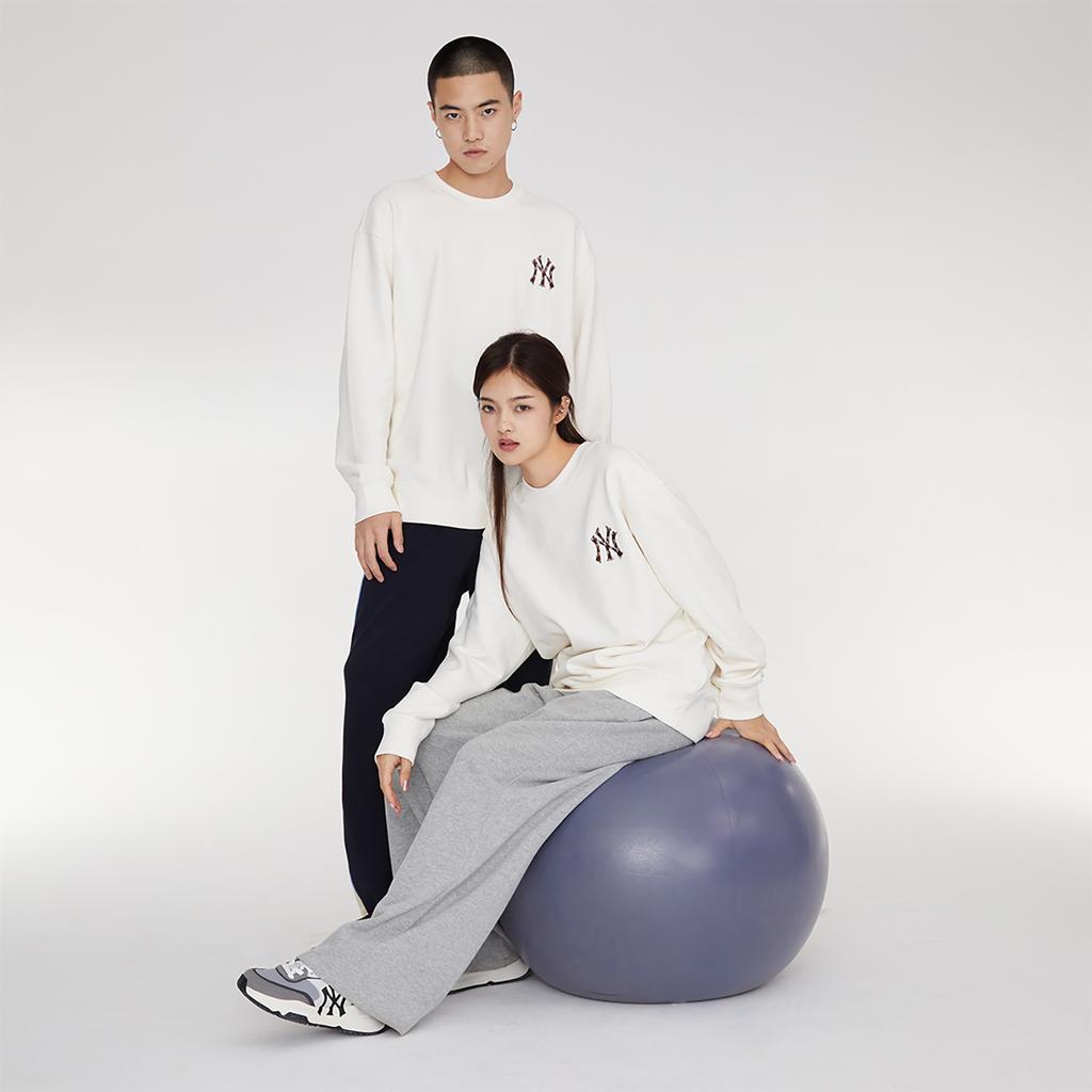 New MLB New York Yankees Sweatshirt Unisex White 3AMTM1234-50CRS