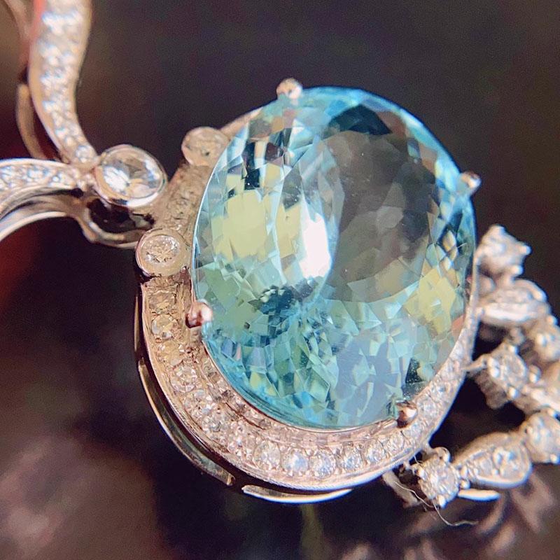 Foydjew 2023 New Fashion Luxury Oval Large Carat Aquamarine Sea Blue Stone Pendant Necklaces Female Elegant Wedding Accessories