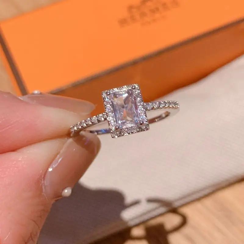 

Luxury Classic Square Zircon Wedding Engagement Rings for Women Exquisite Open Adjustable Geometry Shine Rings Charm Jewelry resizable срібний