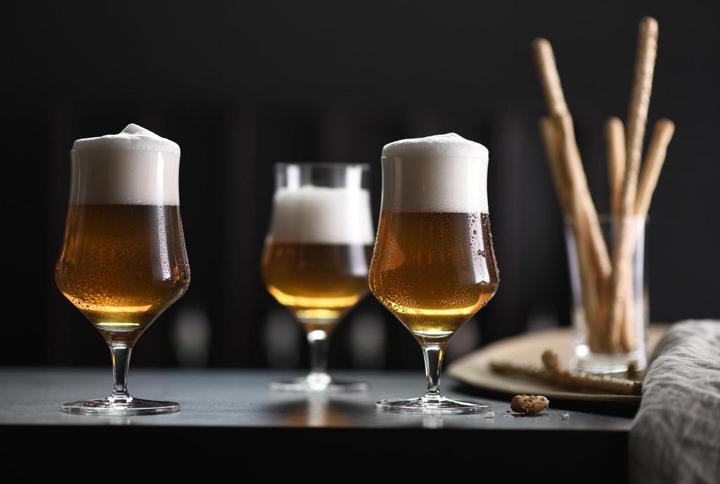 ZWIESEL GLAS Break-Resistant Beer Glasses, Beer Basic, Craft Universal, 4-Piece Machine-Made Glass (l130013)