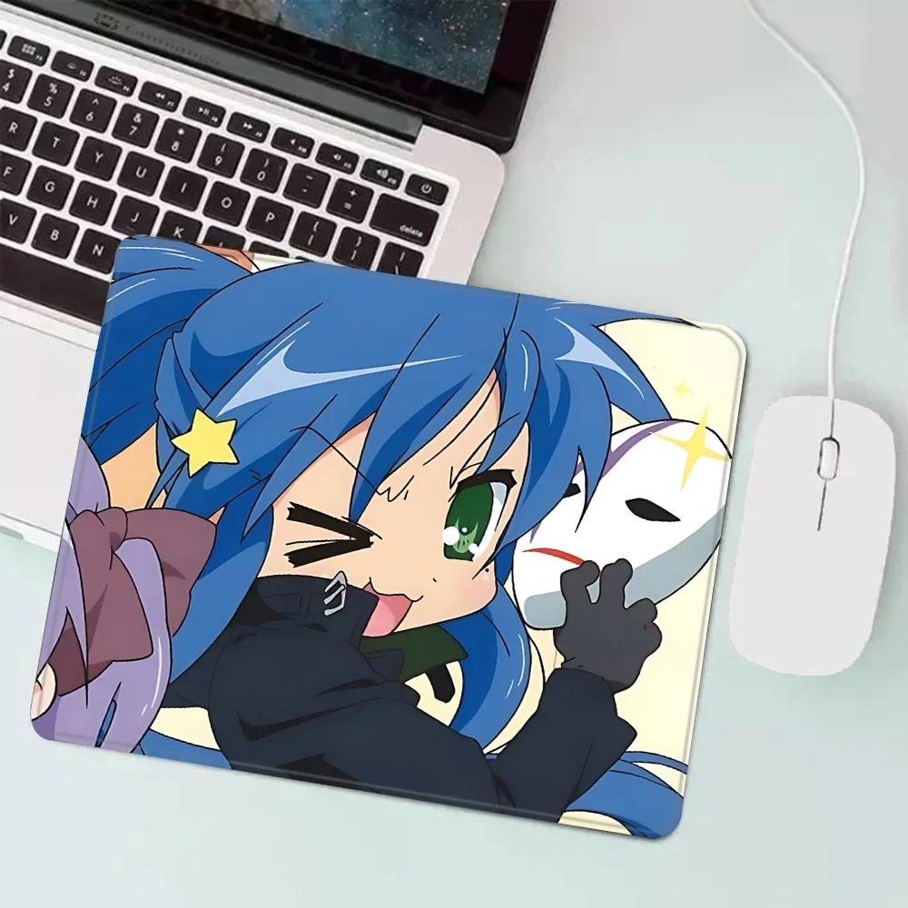 Lucky Star Konata Izumi Kleines Gaming-Mauspad XS-Mauspad Desktop-Dekoration Büro-Schreibtischmatte Teppich für PC-Gamer Rutschfester Gummi