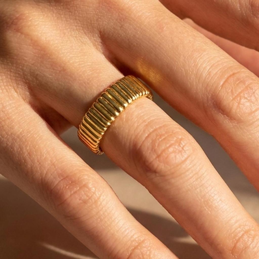 Adjustable Textured Gold Ring with Striped Design