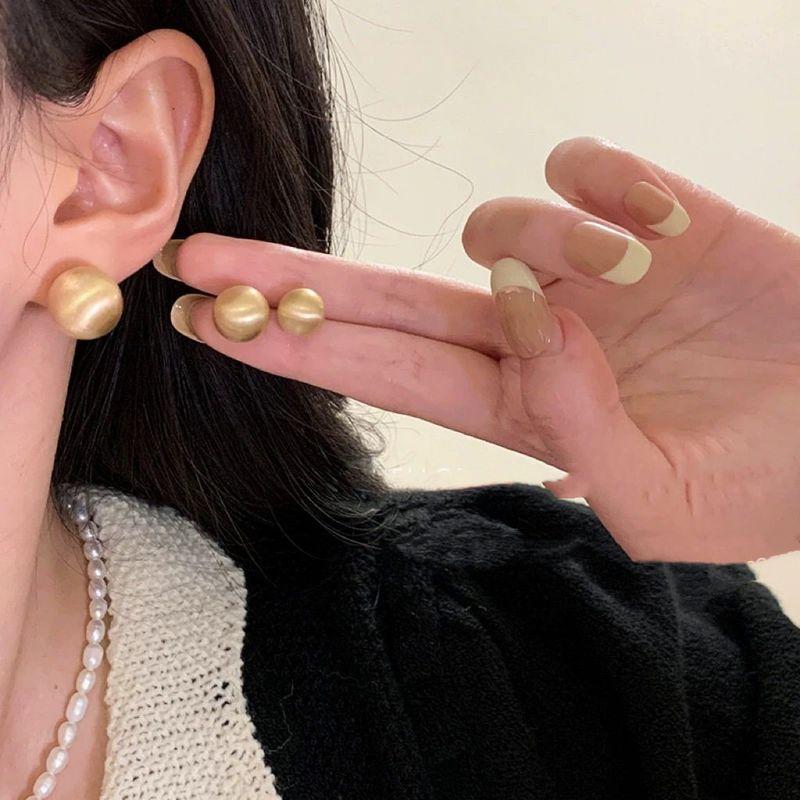 Fashion Multilayer Ring C- Shaped Stud Earrings for Women Minimalist Minority Design Earrings Fashionable Earrings Accessible Luxury Fancy