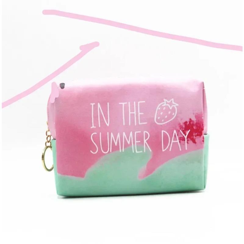 

Водонепроницаемая косметичка из искусственной кожи, креативная розовая клубничная серия, большая вместительная портативная сумка для туалетных принадлежностей, дорожная сумка для хранения, косметичка 16x11.5x6cm