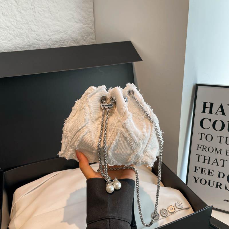 2025 autumn new drawstring tassel denim rhombus women's bag European and American trend simple shoulder bucket messenger bag