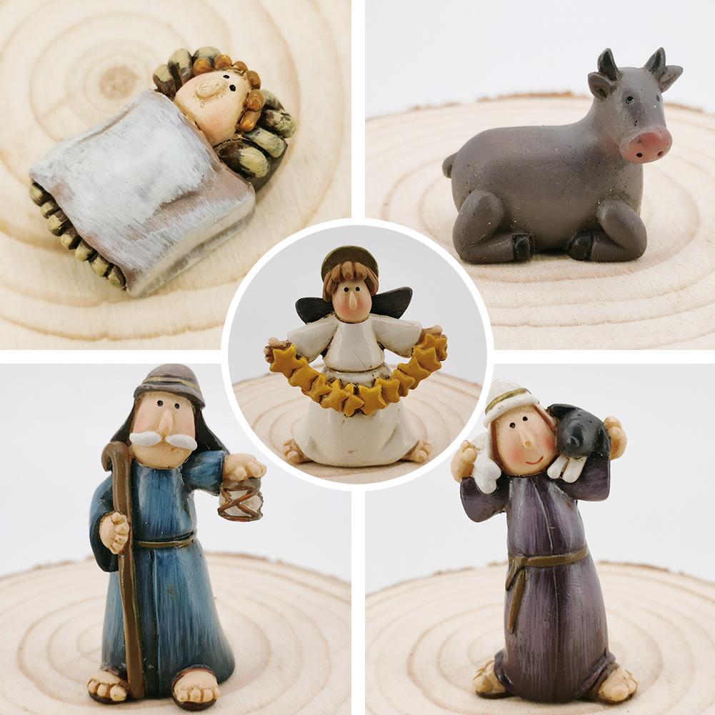 Mini Jesus Figurines Small Jesus Statues Cartoon for Christmas Thanksgiving Day