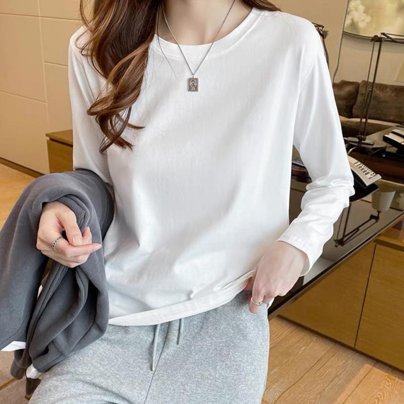 Women's Round Neck Long Sleeve Cotton T-Shirt Cute Rabbit Print Loose Casual Basic Tee