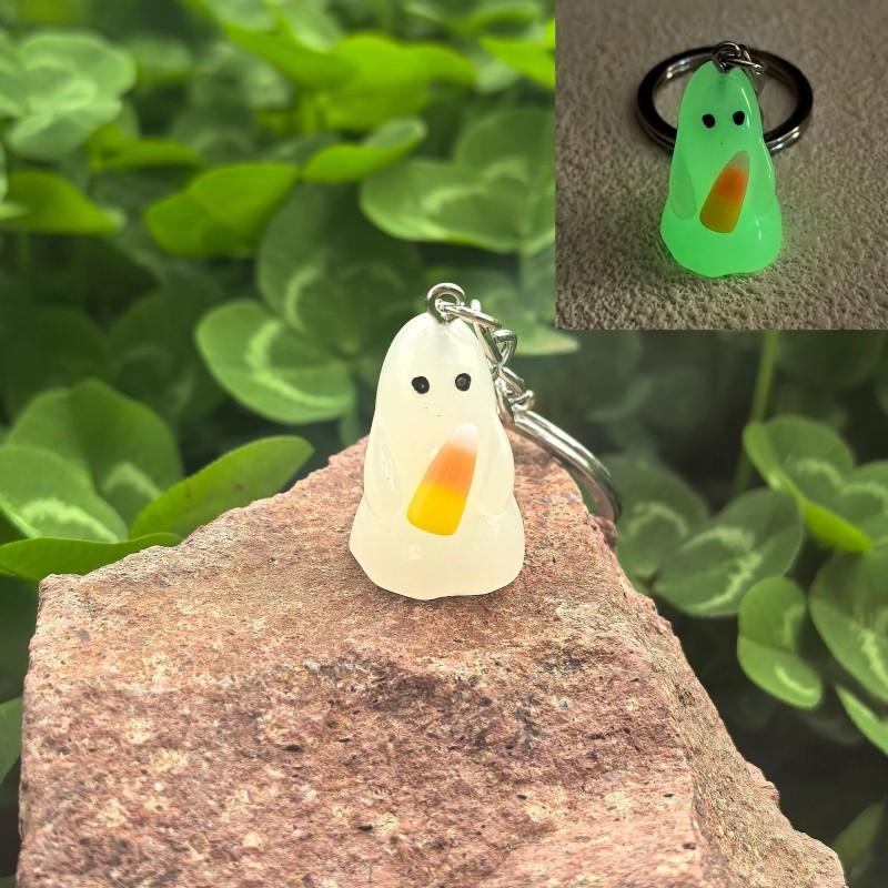 Halloween Luminous Ghost Keychain Halloween Decoration Party Accessories Mini Resin Ghost Pumpkin Keyring Backpack Pendant Gift