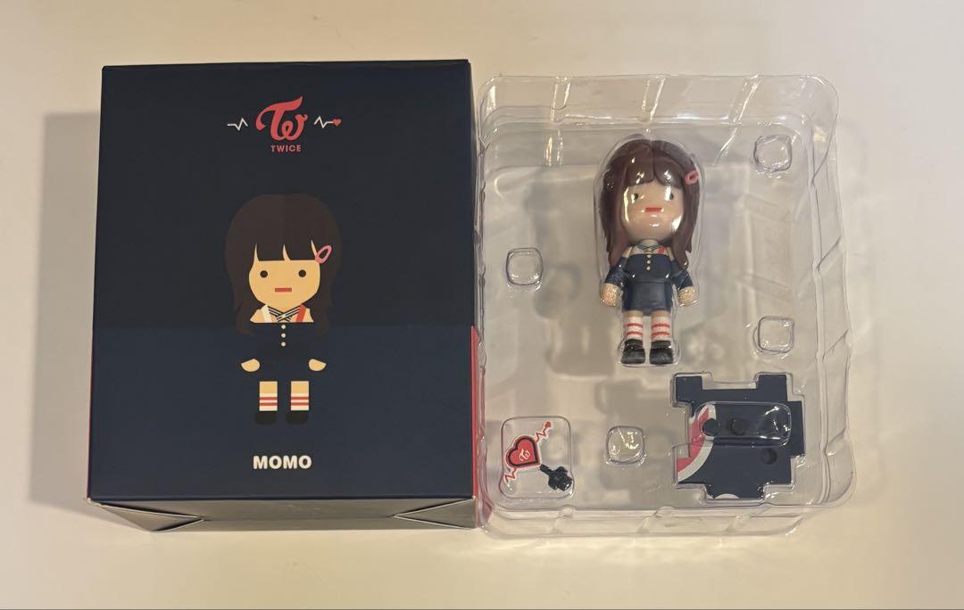 

[Б/У] TWICE SIGNAL Фигурка Момо