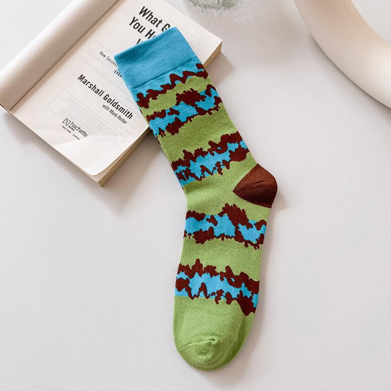 Ladies Spring and Autumn Landscape Abstract Art Green Stripe Color Contrast Tube Socks