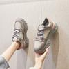 Automne et hiver nouvelles petites chaussures blanches chaussures de sport étudiantes chaussures décontractées pour femmes célébrité Internet semelles épaisses polyvalentes augmentent la hauteur papa