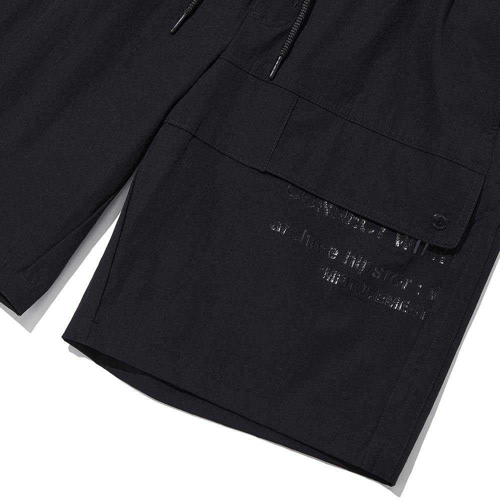 INTERCREW Lettering Pocket Crotch Shorts Black Ity2Ps04Abk