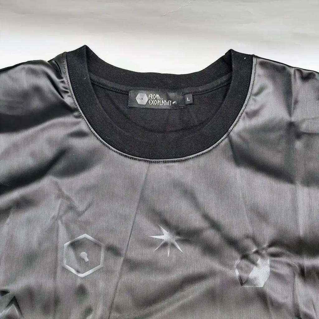 EXO [Unopened] () PLANET #1 Symbol T-Shirt
