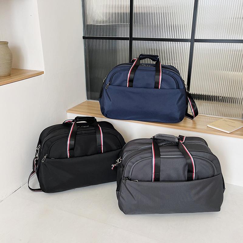 Casual Simple Design Large Capacity Portable Travel Bag Fashionable Trendy Large Capacity Storage Bag