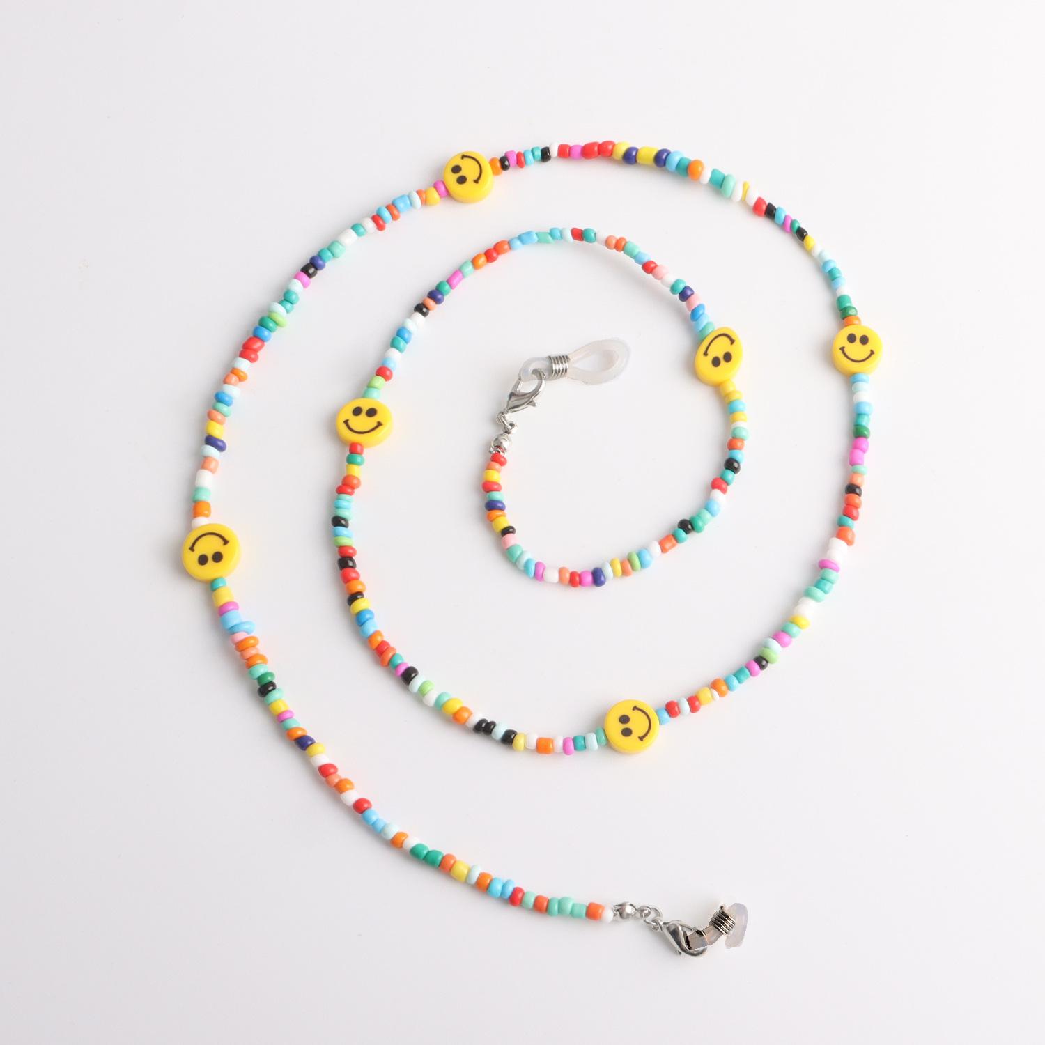 

Accessories, acrylic hard plastic smiley face, colored rice beads, glasses chain, face mask, non-slip lanyard.