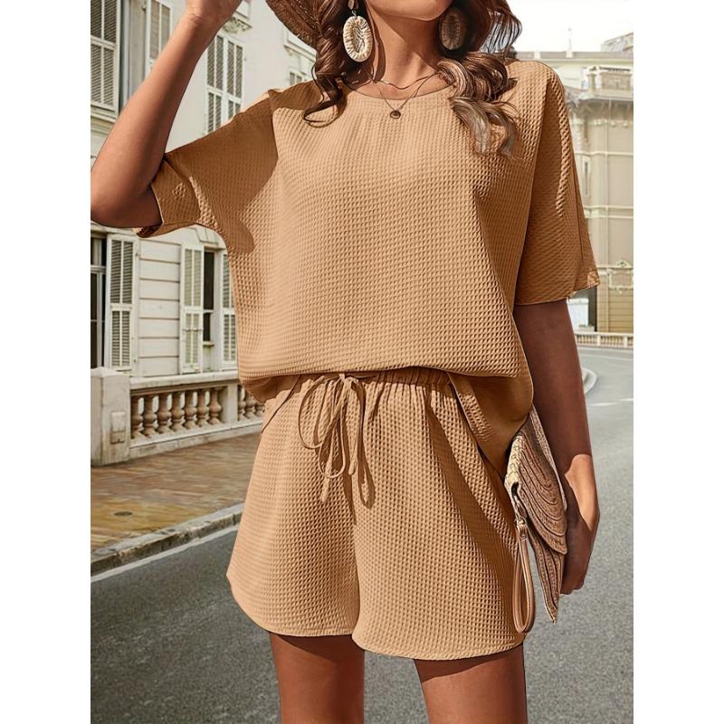 Plus Size Women's Fashion New Short Sleeved Shorts Two Piece Suit