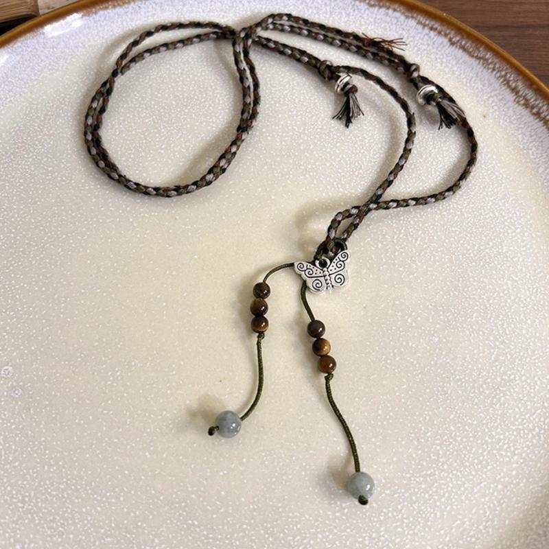 Exquisite Halskette im traditionellen chinesischen Stil Ethnischer Stil Anhänger Halskette Antike Kordel Schmetterlingsblumen-Charms Kette