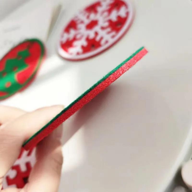 2pcsChristmas Coasters Christmas Tree Snowflake Red Green Round Felt Coaster Set Party Table Decoration Heat Insulation Mat