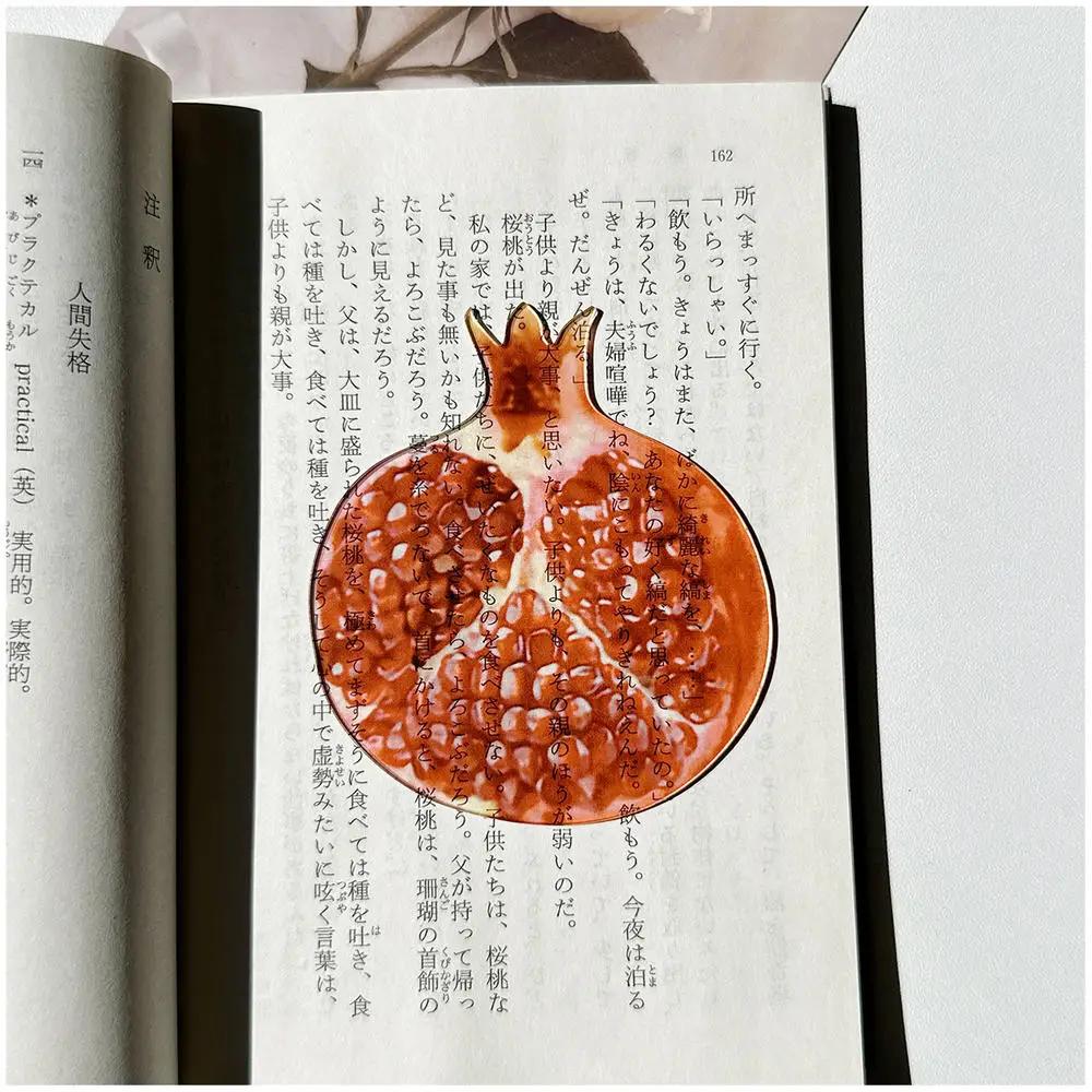 Acrylic Red Apple Bookmark Acrylic Fruit Translucent Student Reading High-quality Bookmark Creative Birthday Gifts for Bookworm