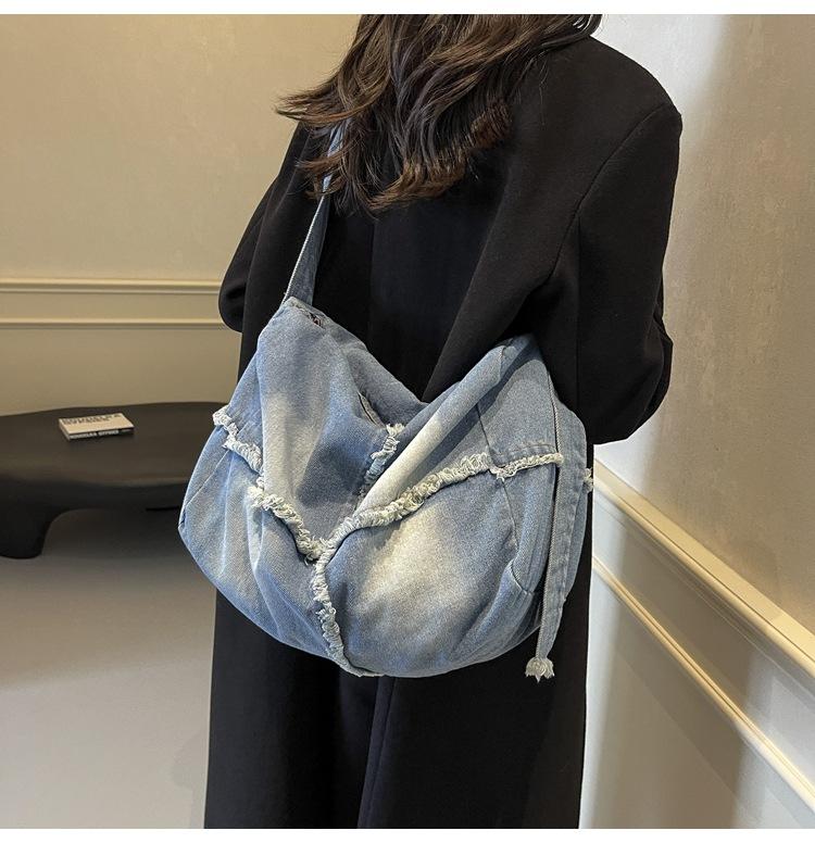 Autumn New Denim Tote Bag Women's Fashion Large-capacity Commuter Messenger Bag Casual College Shoulder Bag