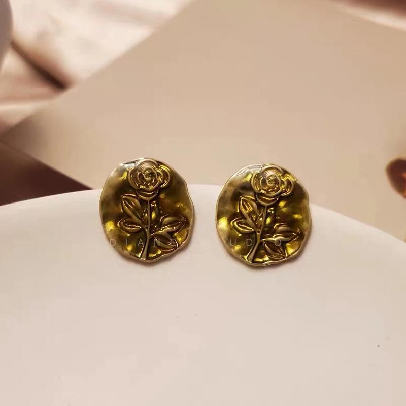 S295 Silberne Rosen-Ohrstecker - Trendiger 2022 High-End Retro Hofstil