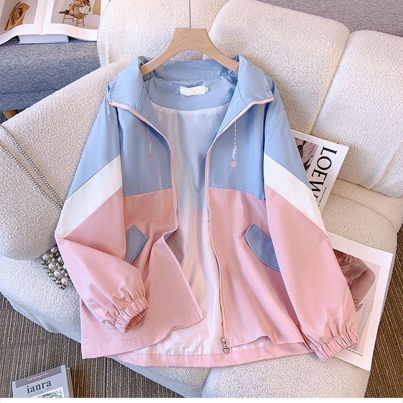 Women's Loose-Fit Hooded Windbreaker Jacket, Winter/Autumn 2025 - Perfect for Students and Sports.